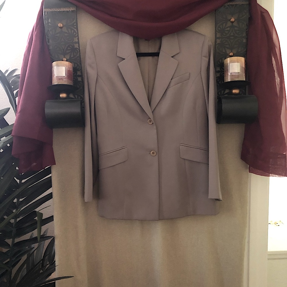 Working blazer! Price negotiable!!😊